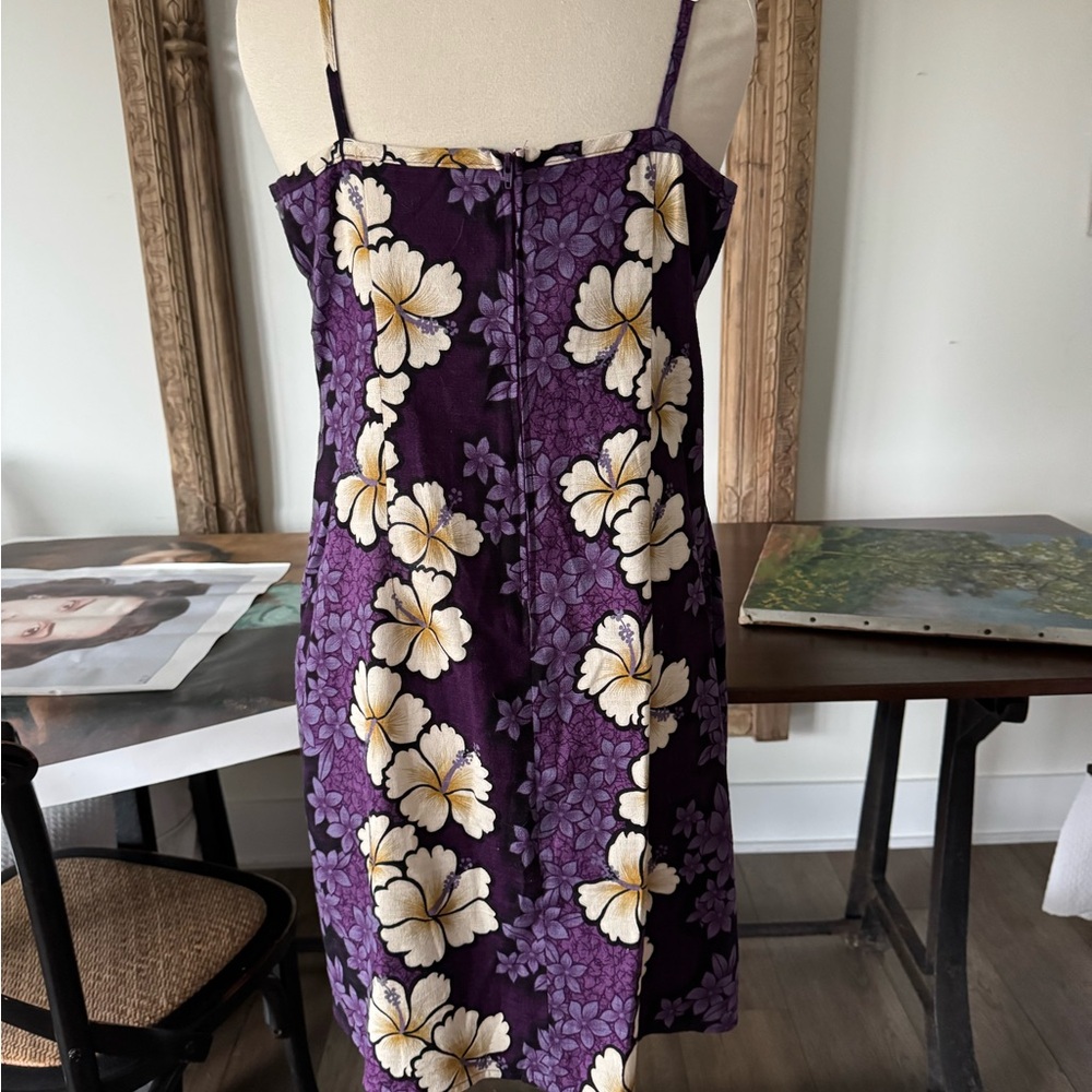 Vintage Hawaiian Sun Dress modern size 12 perfect
HILO HATTIE Hawaiian Original